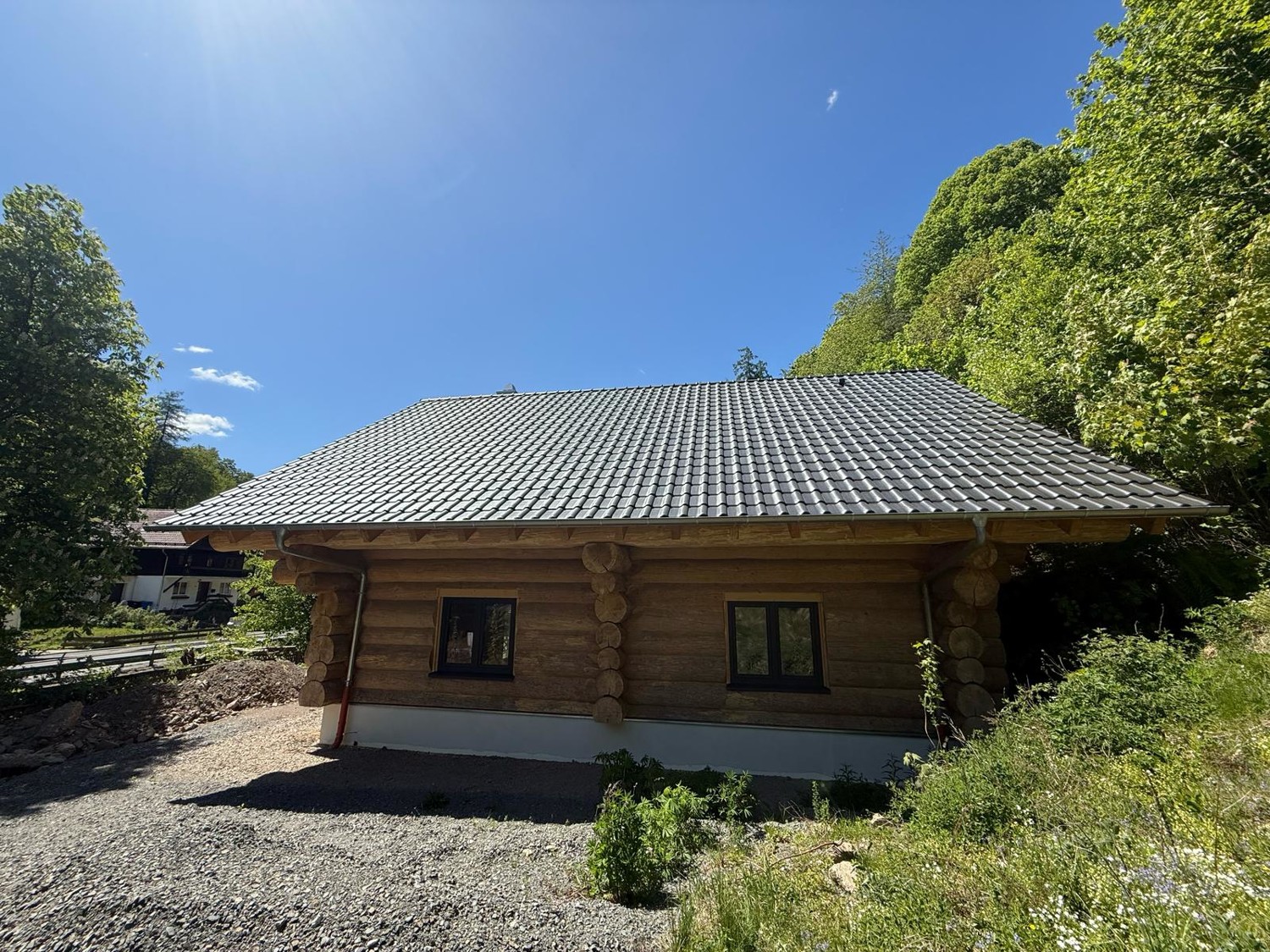 Einzigartig und Großzügig - Architekten-Chalet mit Traumgrundstück
