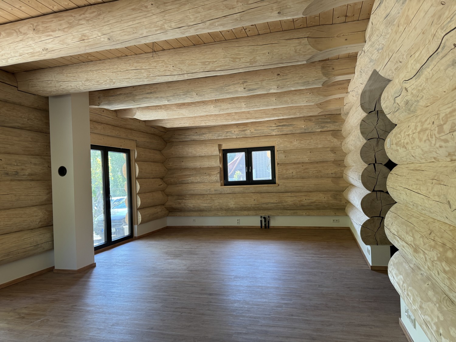Einzigartig und Großzügig - Architekten-Chalet mit Traumgrundstück