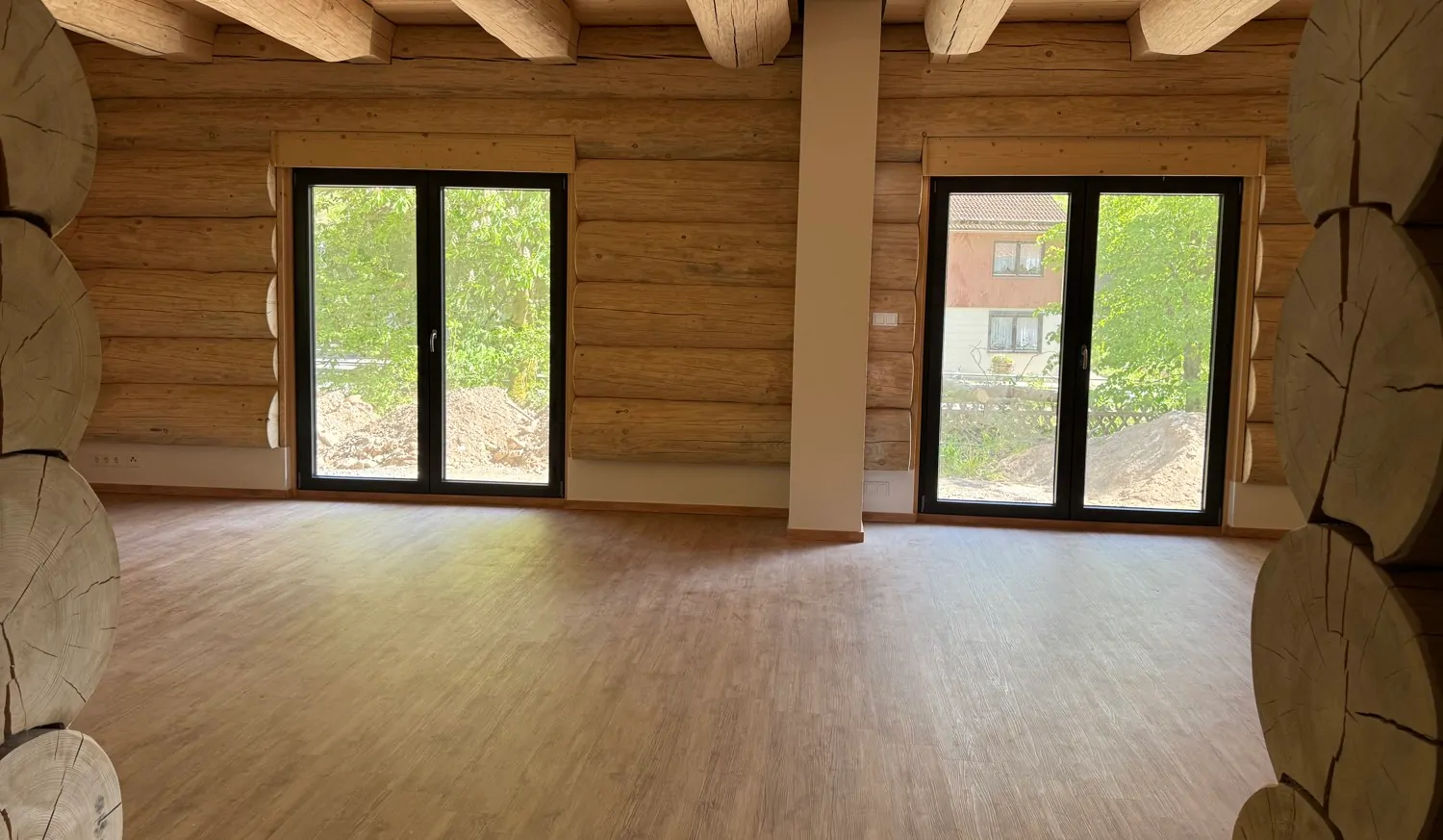 Einzigartig und Großzügig - Architekten-Chalet mit Traumgrundstück