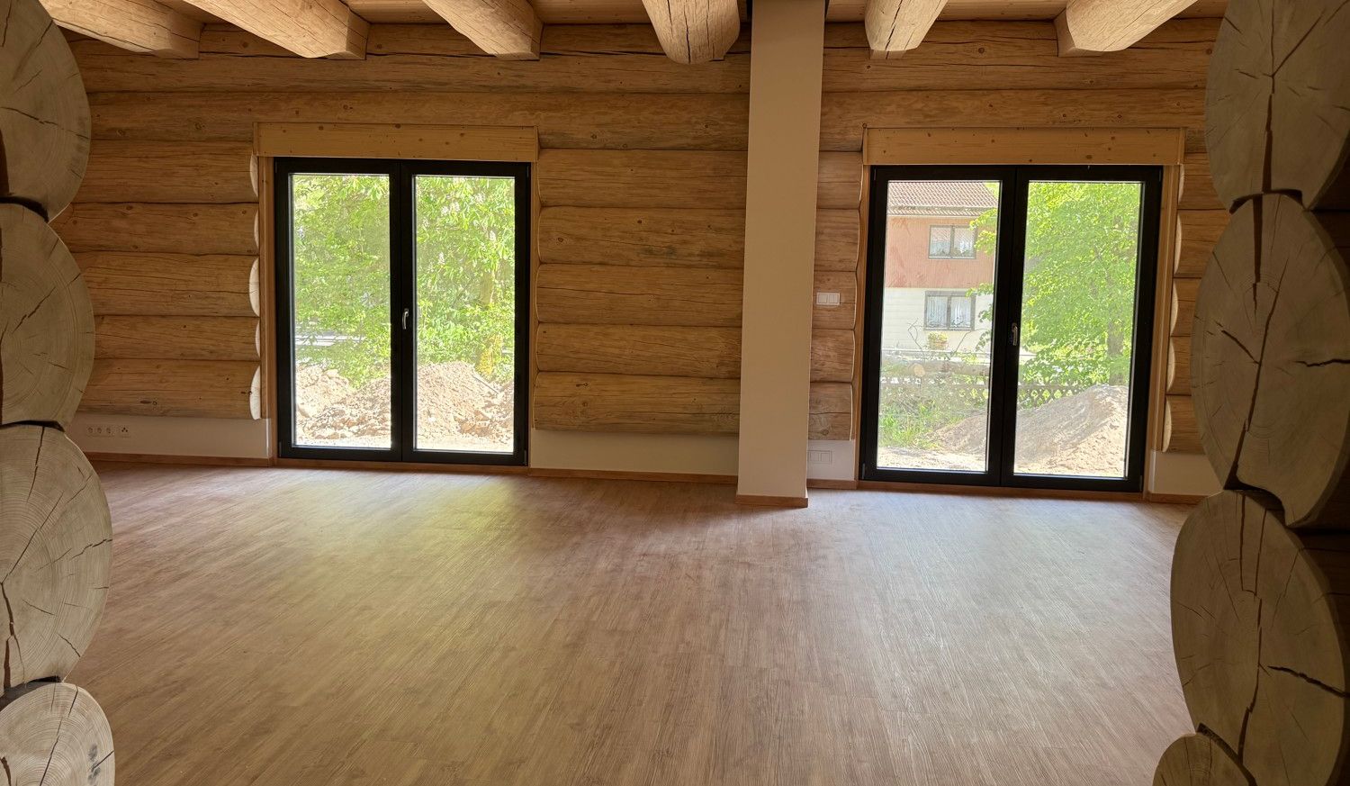 Einzigartig und Großzügig - Architekten-Chalet mit Traumgrundstück