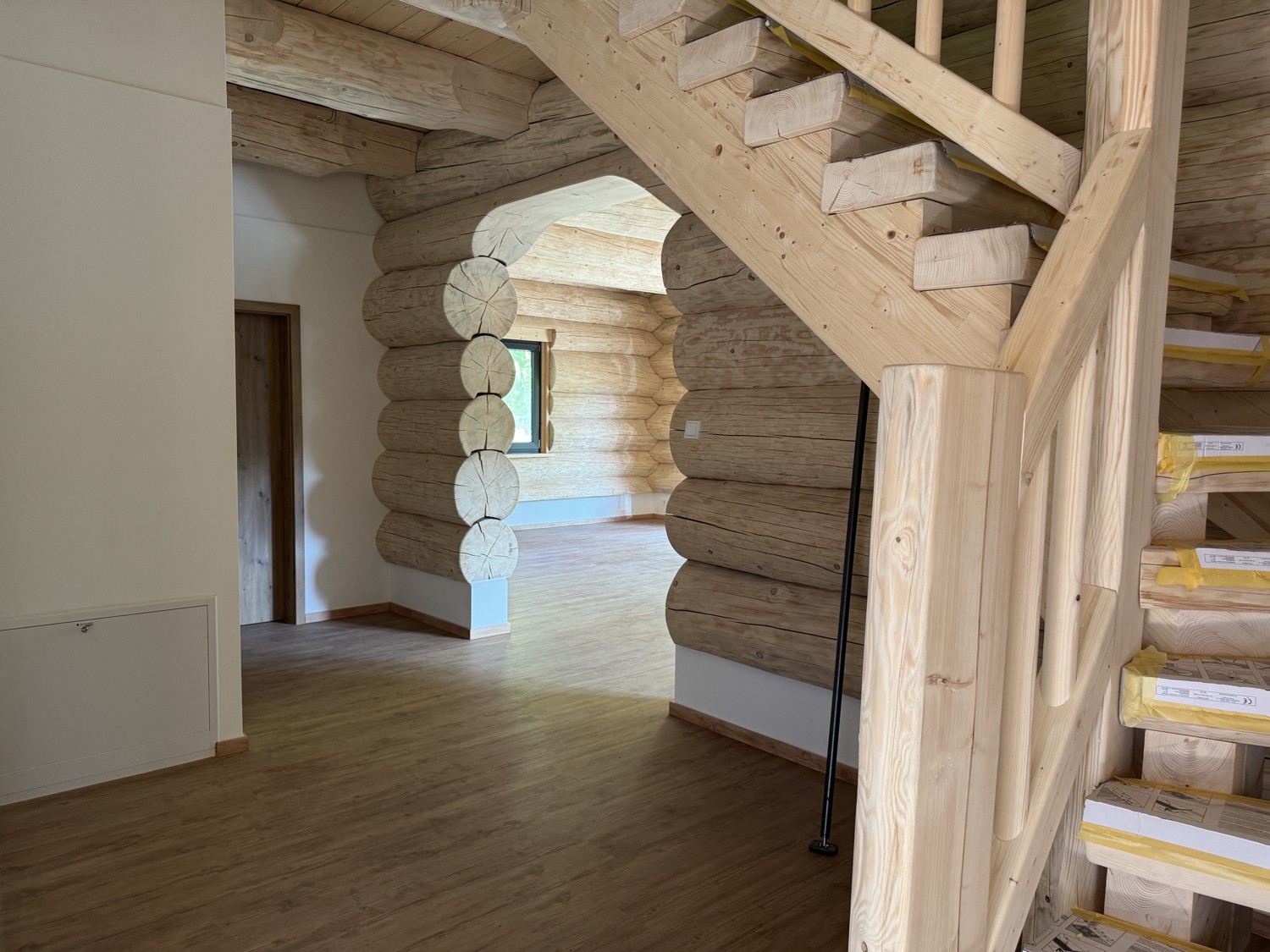 Einzigartig und Großzügig - Architekten-Chalet mit Traumgrundstück