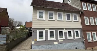 von_poll_real_estate_property_25323062_image_0