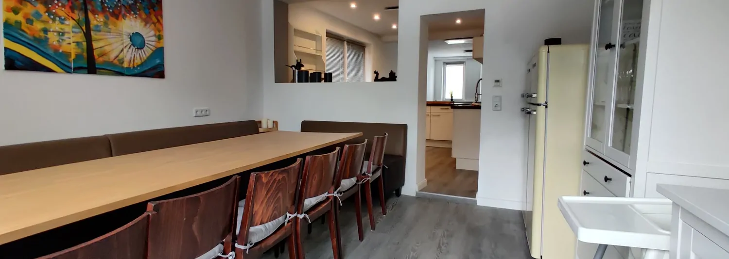 Modernes Ferienhaus mit vielfältigen Nutzungsmöglichkeiten