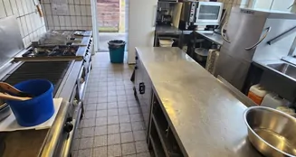 von_poll_real_estate_property_25323501_image_16