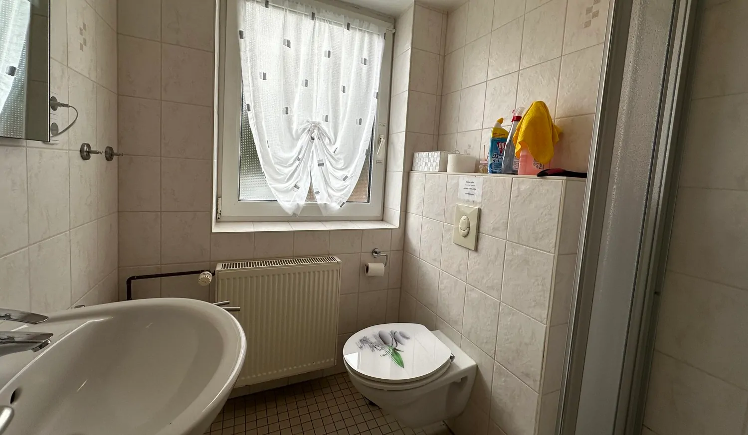 Bad  Ferienwohnung EG