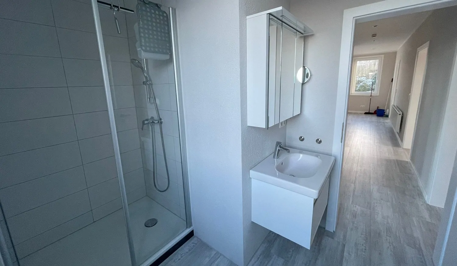 Lichtdurchflutet und vollständig saniert - 4-Zimmer Wohnung in fussläufiger Innenstadtlage