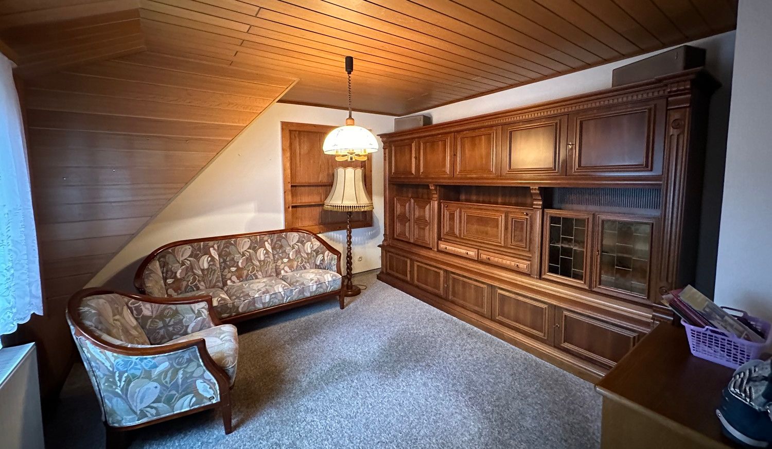 DG rechte Hälfte Wohnzimmer