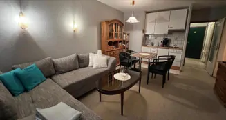 von_poll_real_estate_property_25323016_image_0