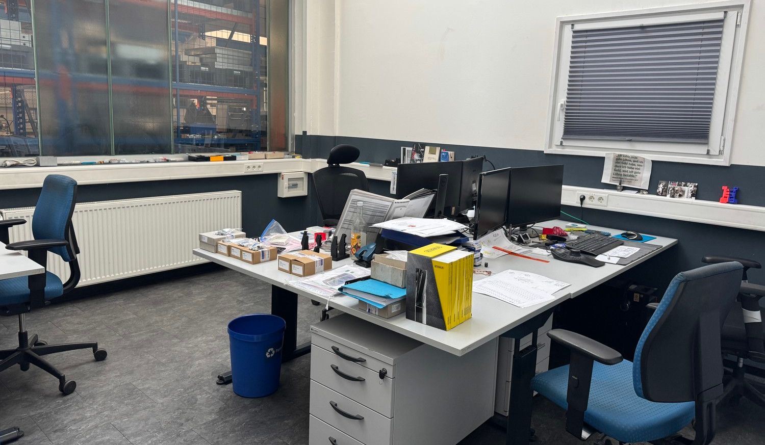Büro Gebäude 3