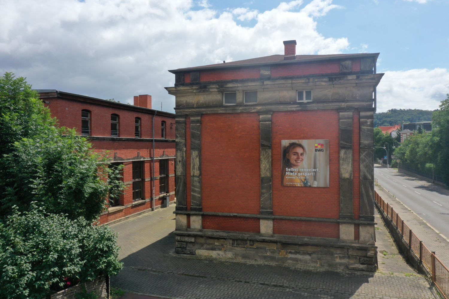 Historisches Gebäudeensemble mit großem Entwicklungspotenzial in Blankenburg