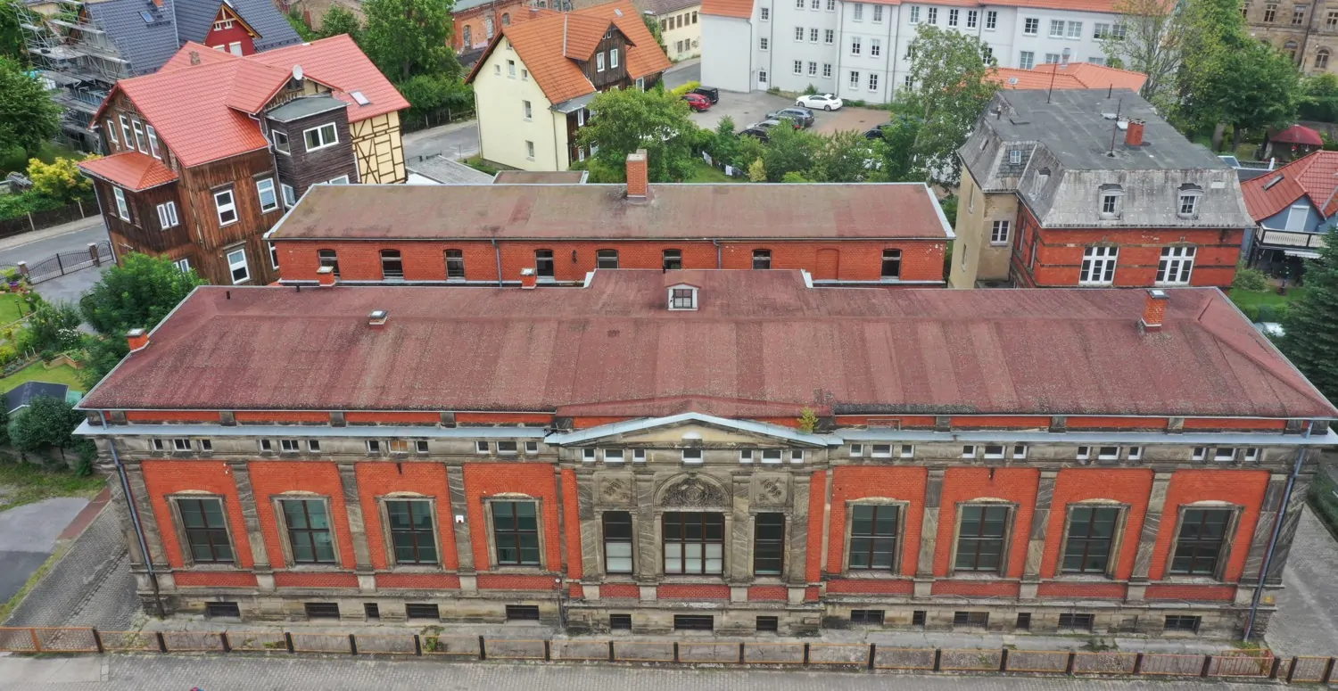 Historisches Gebäudeensemble mit großem Entwicklungspotenzial in Blankenburg