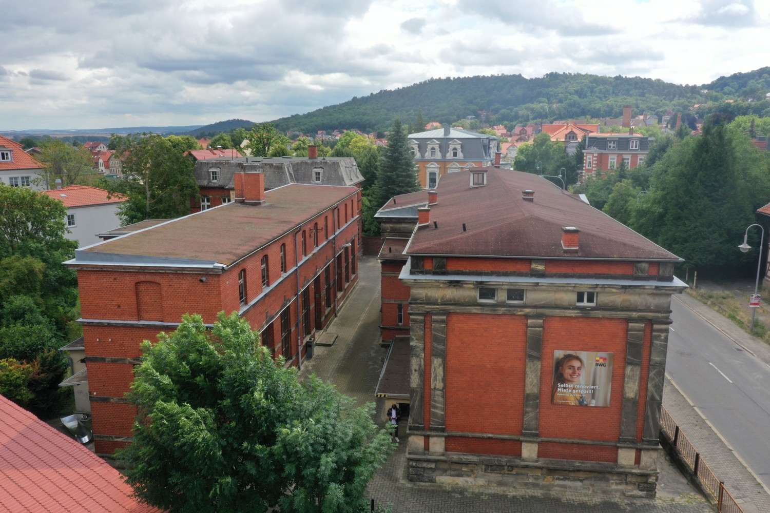 Historisches Gebäudeensemble mit großem Entwicklungspotenzial in Blankenburg