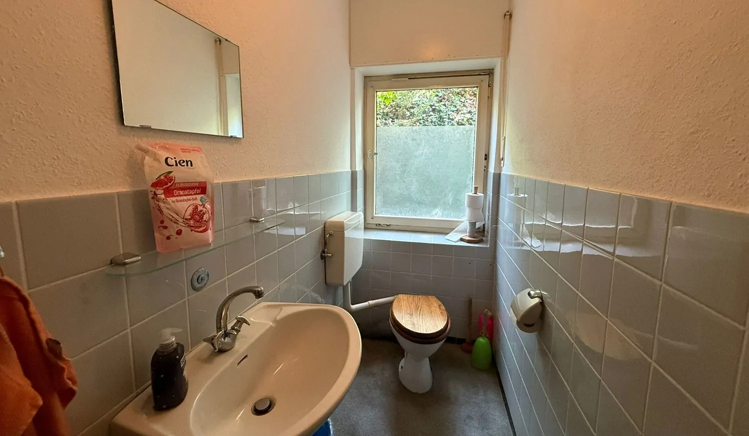 PHOTO-2025-05-27-12-01-43