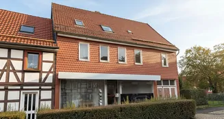 von_poll_real_estate_property_25323103_image_0