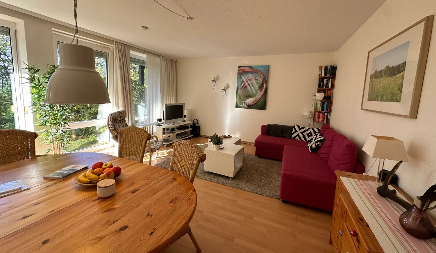 Wohnzimmer mit Essecke