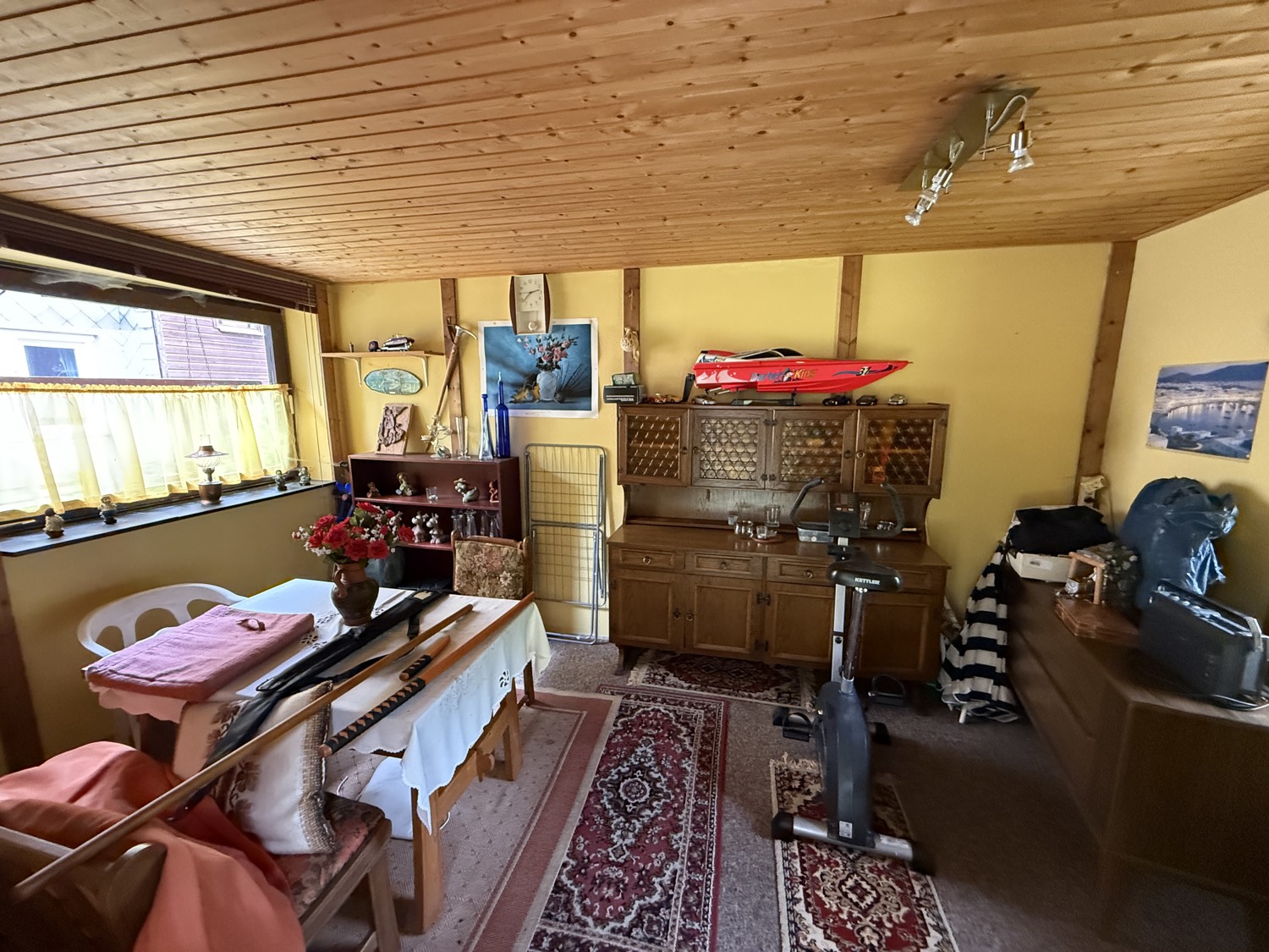 Partyraum im Schuppen