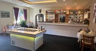 von_poll_real_estate_property_25323502_image_9