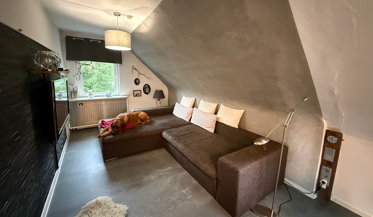 Wohnzimmer DG