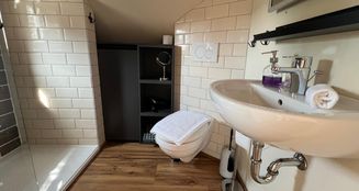 von_poll_real_estate_property_25323077_image_28