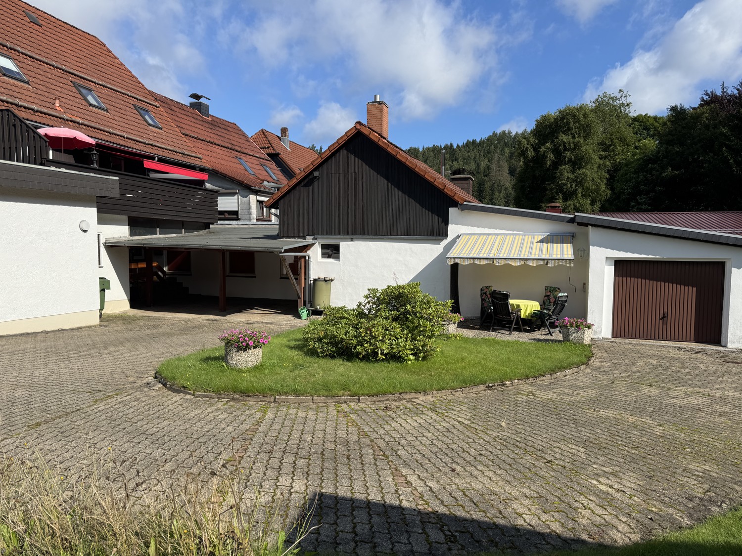 Interessantes Wohn- und Geschäftshaus im Ortskern von Altenau mit viel Potential
