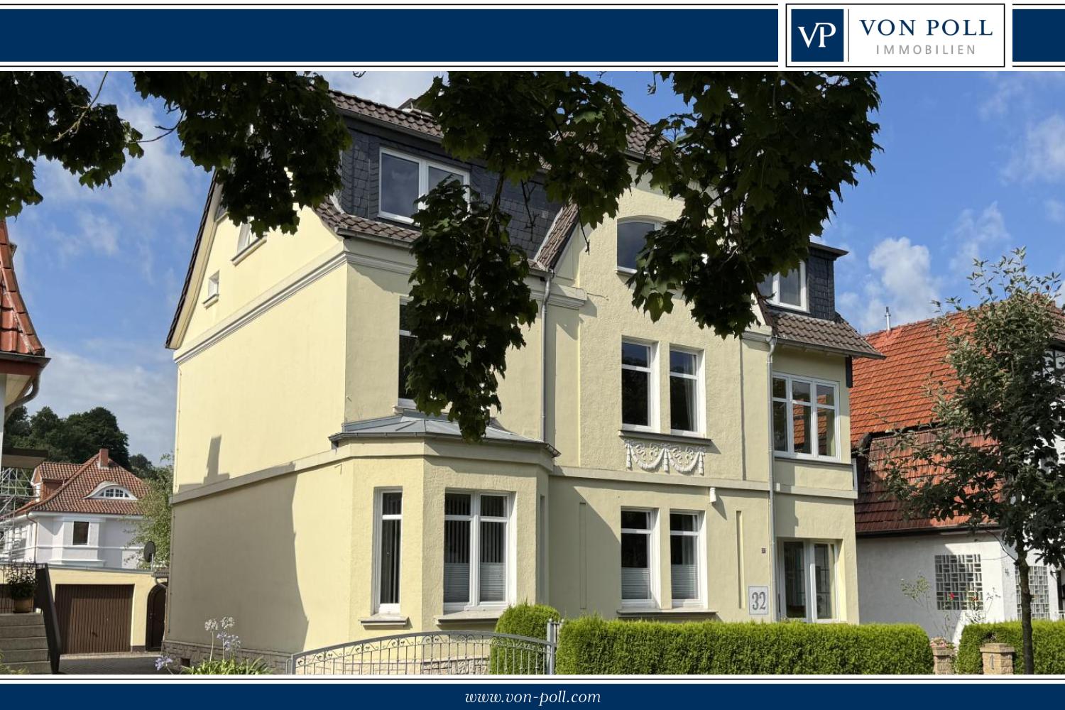 Charakteristisch und Individuell - Großzügige Villa in exponierter Lage mit Garten und Pool