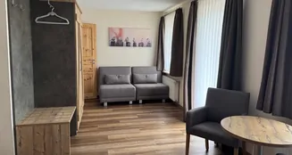 von_poll_real_estate_property_25323083_image_25