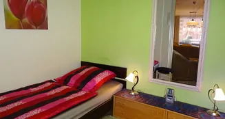 von_poll_real_estate_property_25323904_image_5