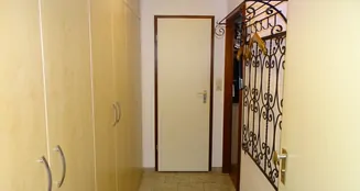 von_poll_real_estate_property_25323904_image_8