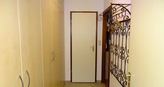 von_poll_real_estate_property_25323904_image_8