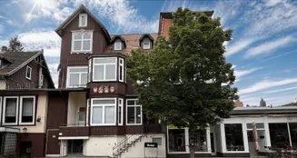 von_poll_real_estate_property_25323087_image_1