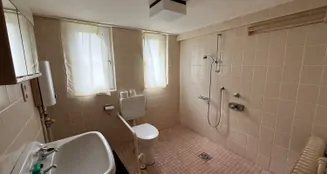 von_poll_real_estate_property_25323087_image_11