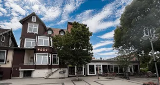 von_poll_real_estate_property_25323087_image_0