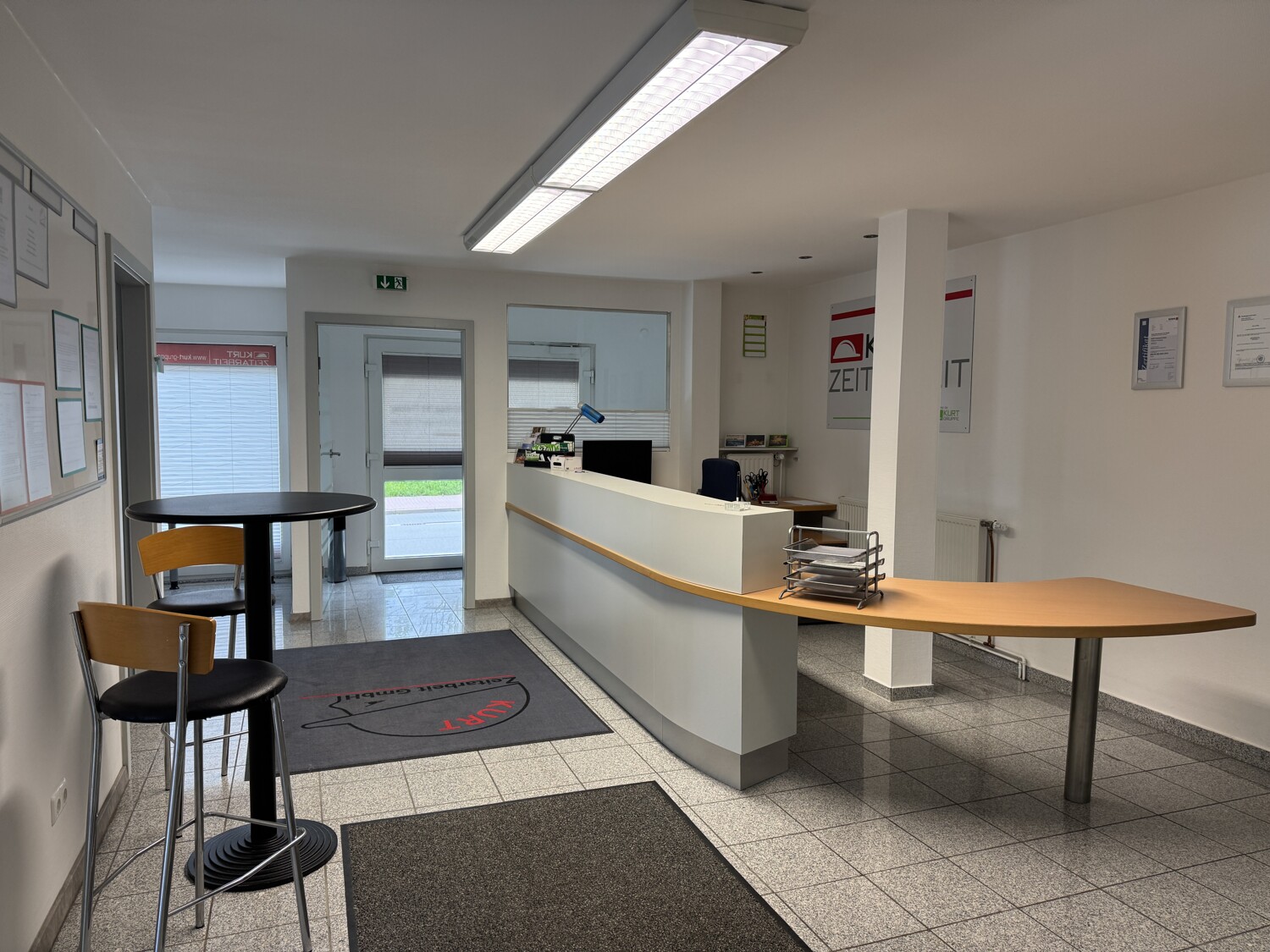 Empfangsbereich 1