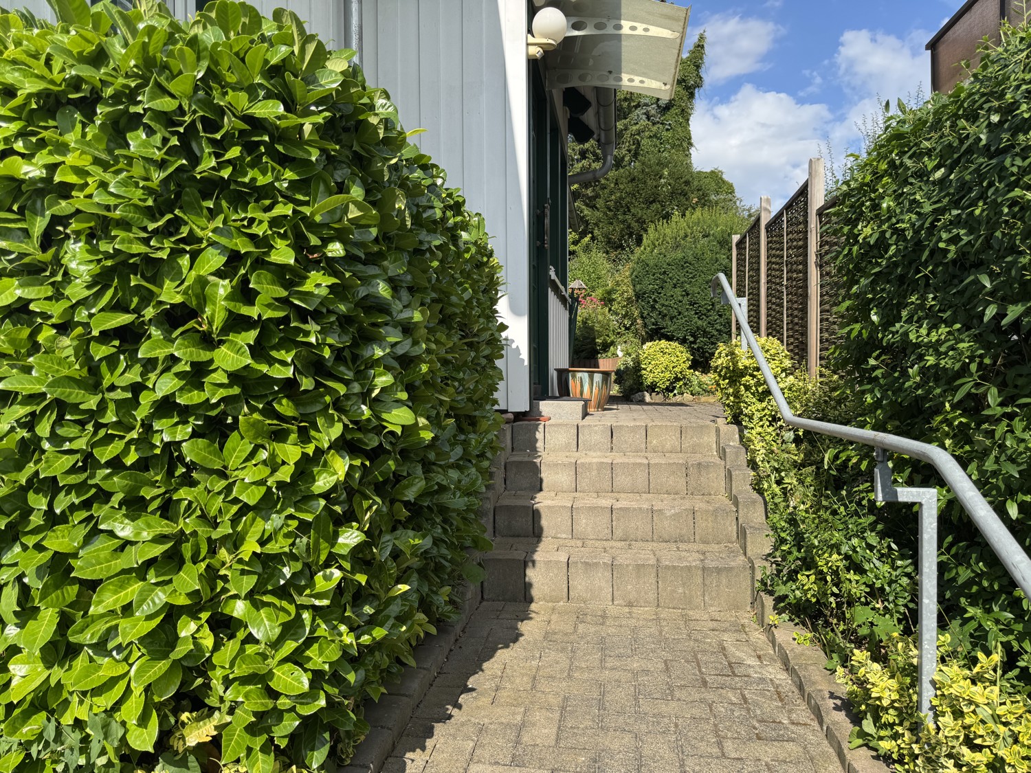Charmant und Geschmackvoll - Einfamilienhaus in TOP-Lage mit idyllischem Garten