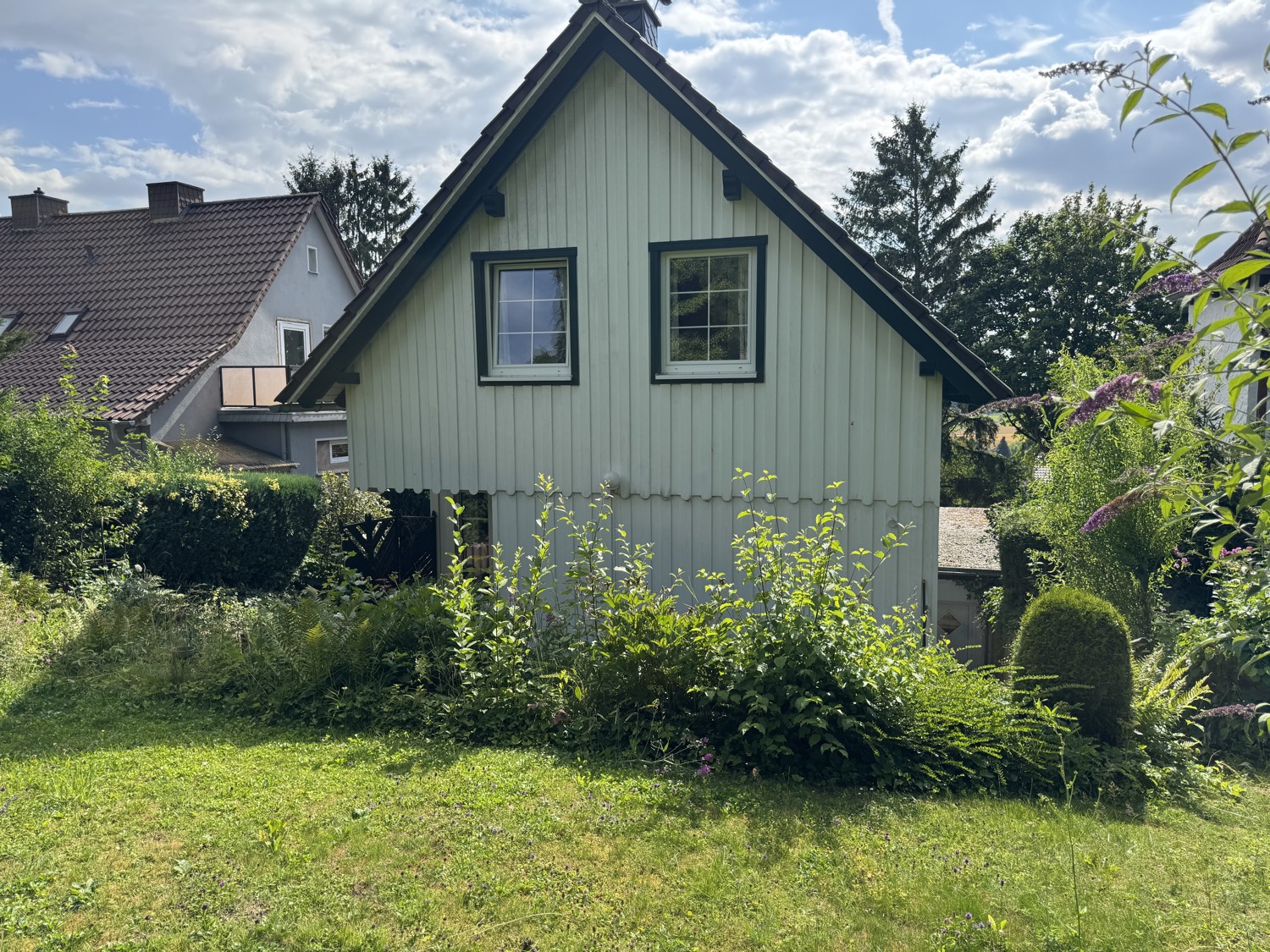 Charmant und Geschmackvoll - Einfamilienhaus in TOP-Lage mit idyllischem Garten