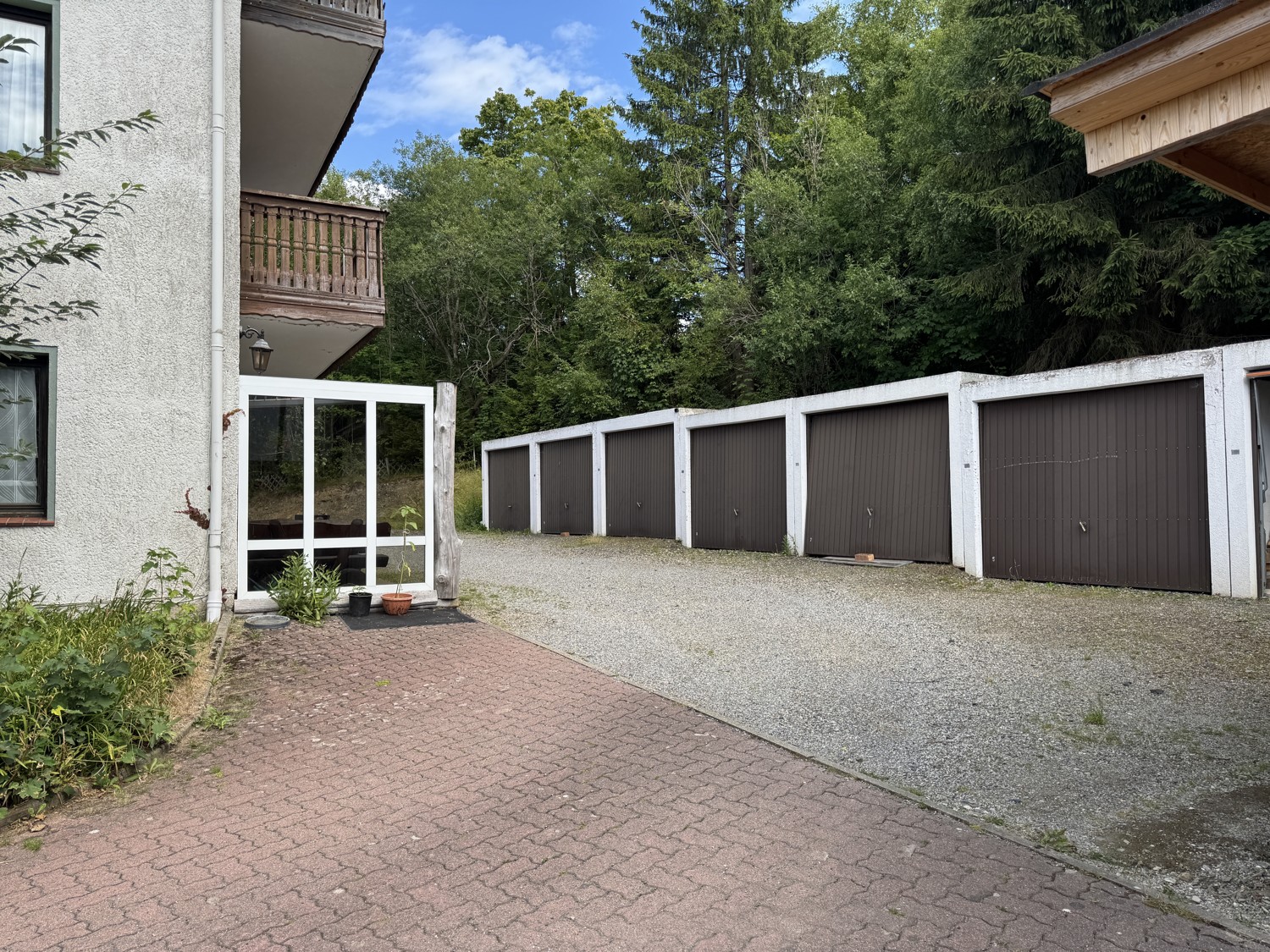 Interessantes Appartementhaus mit Garagen und Stellplätzen in Bestlage von Altenau