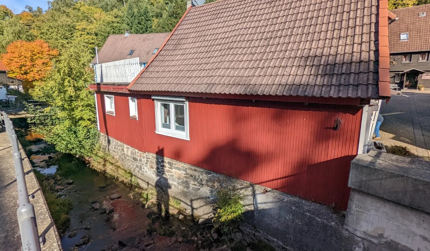 PXL_20251003_084303227