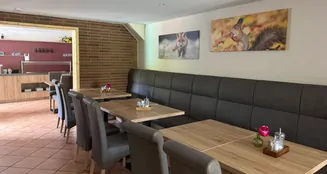 von_poll_real_estate_property_25323183_image_11