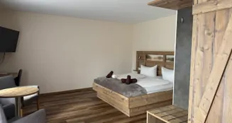 von_poll_real_estate_property_25323183_image_20