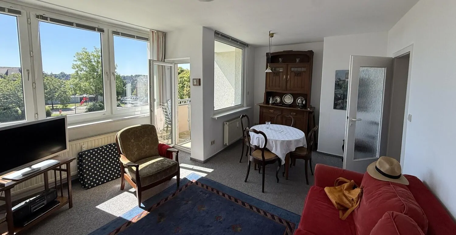 2c434d96-7266-444c-aa84-e64a31c34be1 (1)