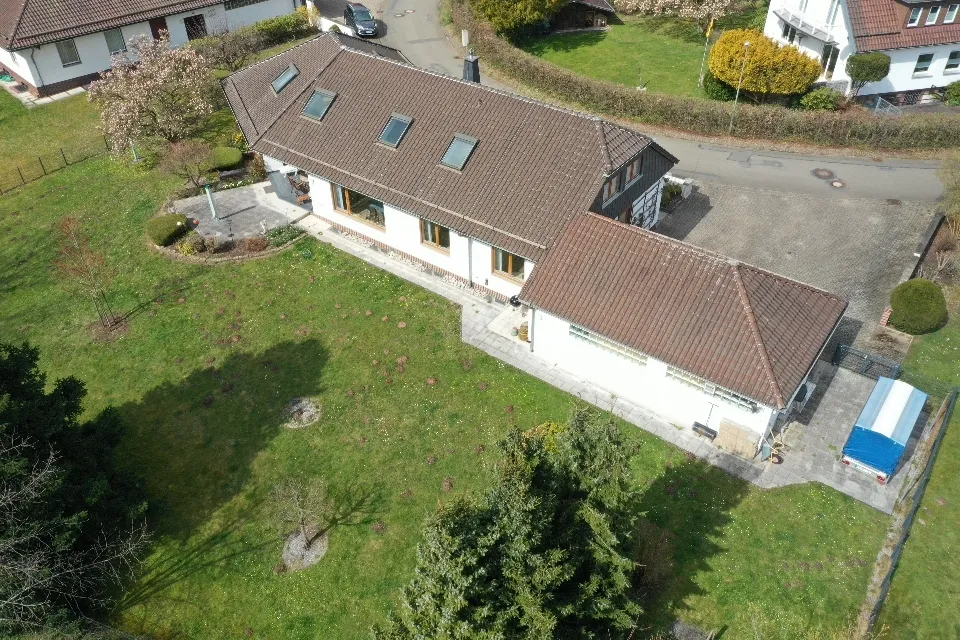 Rarität:  Stilvoll - Elegant - Zeitlos - Unternehmervilla mit viel Platz und tollem Grundstück