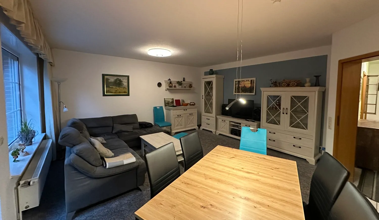 Wohn-/Esszimmer Souterrain