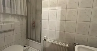 von_poll_real_estate_property_25323827_image_11