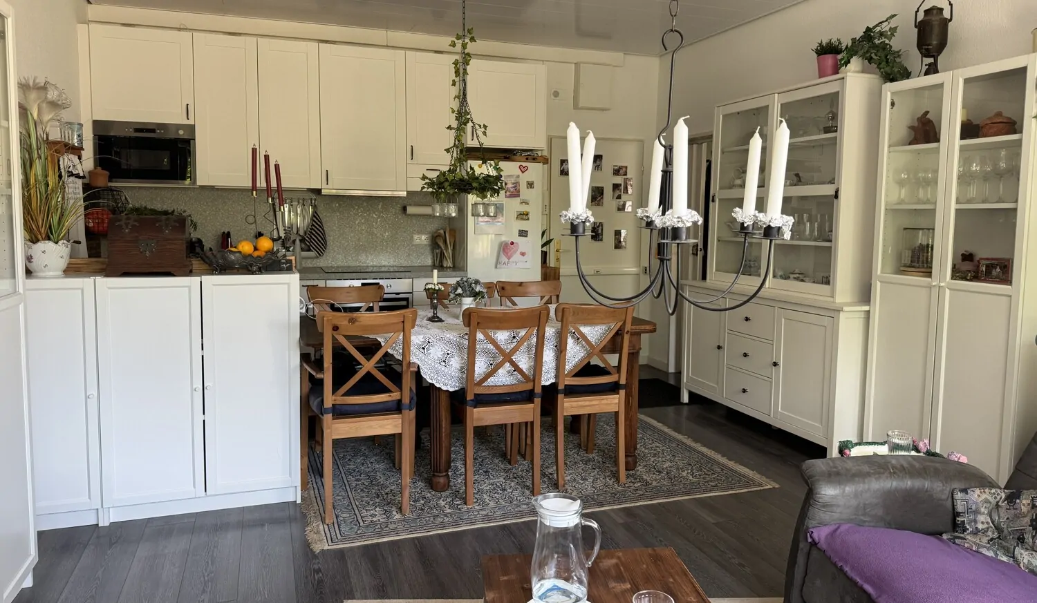 Charmantes 2-Zimmer-Appartement (ca. 58 m² Wohnfläche) mit offenem Küchenbereich und 2 Balkonen