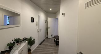 von_poll_real_estate_property_25323505_image_2