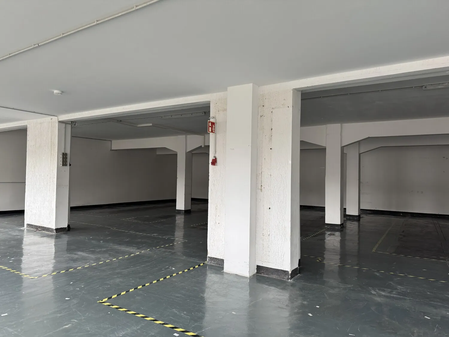 Vermietung: Diverse Büro- und Lagerflächen in der Baumhofstraße