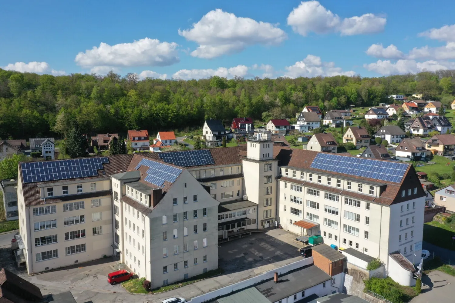 Vermietung: Diverse Büro- und Lagerflächen in der Baumhofstraße