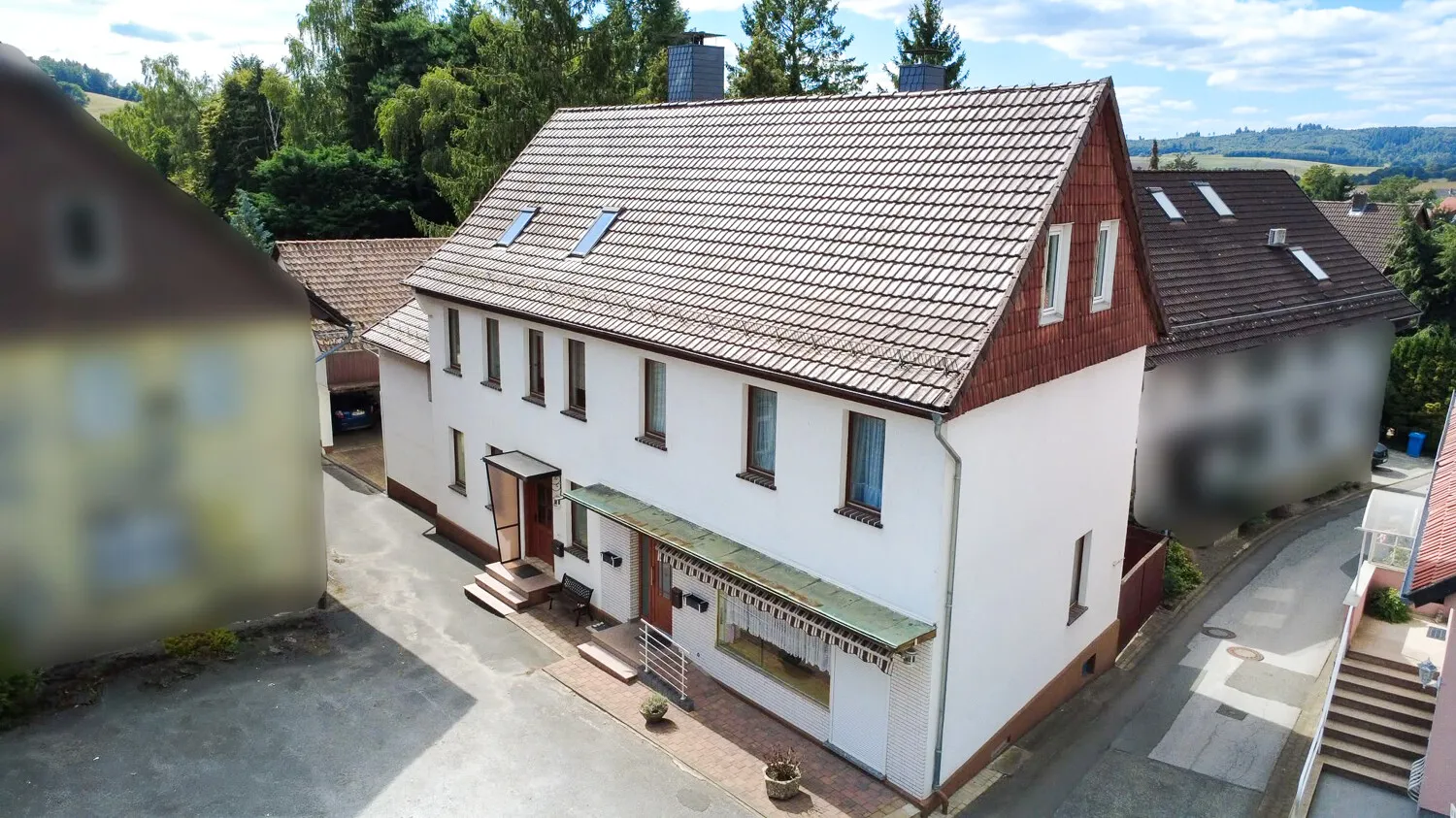 Rohdiamant mit Potential - Solides Haus aus den 30er Jahren mit vielen Wohnmöglichkeiten
