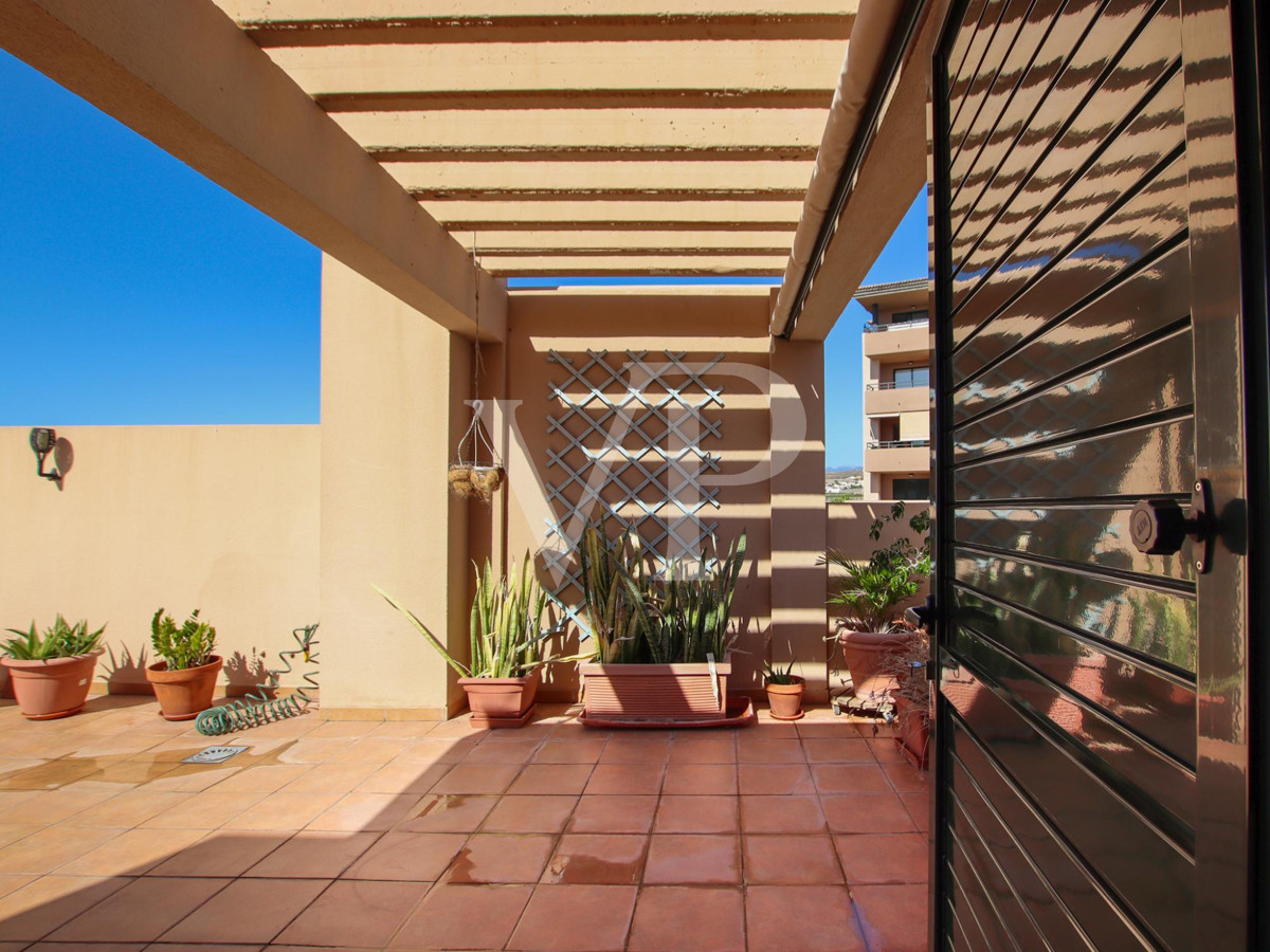 Apartamento con impresionante terraza y fantásticas vistas al mar