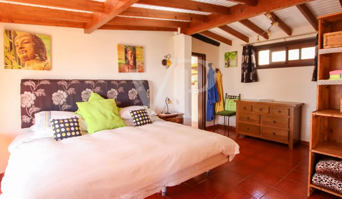 Wunderschöne Finca mit mehreren Wohneinheiten und atemberaubenden Meerblick